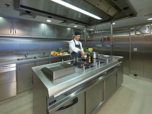 superyacht-chef.jpg