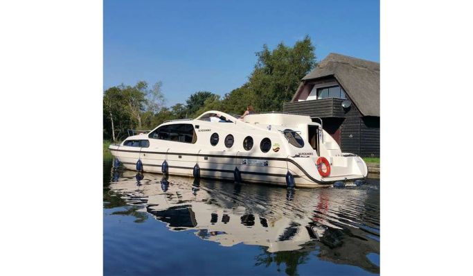 Waterways Holidays announce the launch of 'Captain' an innovative new AI- powered customer assistant