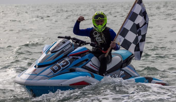 Yamaha Marine UK welcomes M.E.S. Racing to its on-water race team