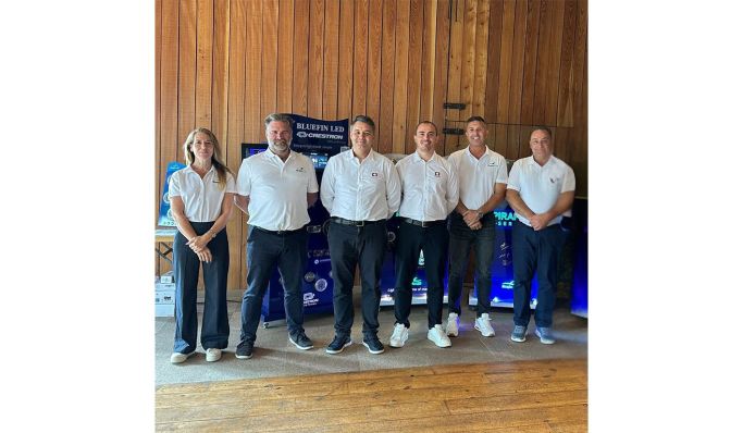 Bluefin LED secures exclusive Italian distribution with leading marine supplier Osculati