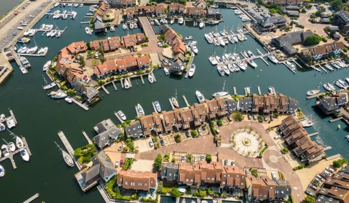 MDL Marinas celebrates 40th anniversary of iconic Hythe Marina Village