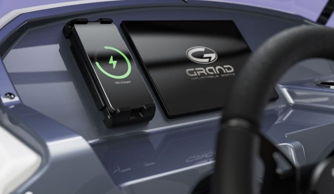 Grand Boats Partners with Scanstrut for Onboard Wireless Charging Upgrade