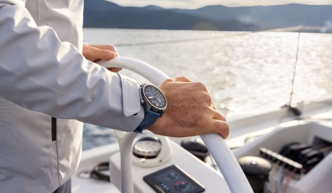 Stay connected on the water with quatix 8 Pro nautical smartwatch from Garmin, featuring inReach technology