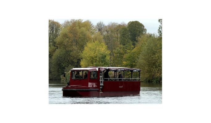 Seahorse Amphibious launches world’s first all-electric Amphibious Passenger Vehicle (APV)