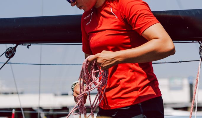 Performance Meets Precision: Henri-Lloyd’s Sailing Essentials for Women