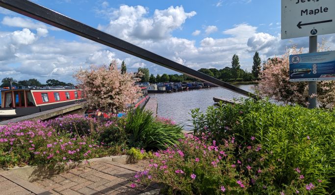 Crick Boat Show