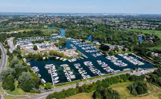 MDL expands Penton Hook Marina with 18 new barge and narrowboat berths