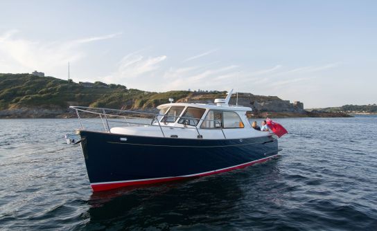 World debut for Cockwells’ Hardy 50DS at South Coast and Green Tech Boat Show