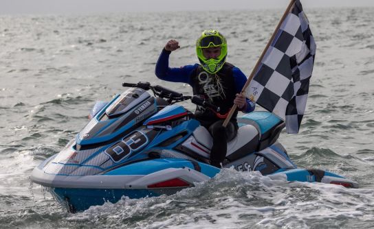 Yamaha Marine UK welcomes M.E.S. Racing to its on-water race team