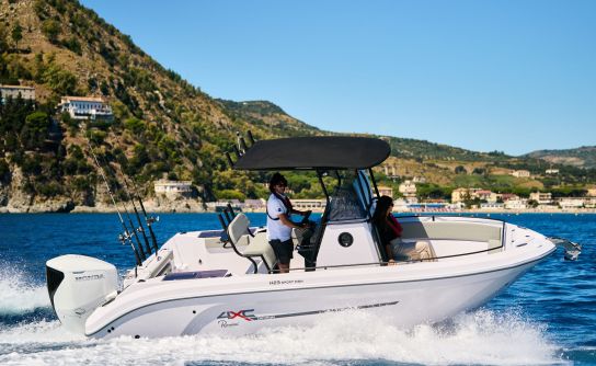 Honda Marine Europe joins forces with boat partners at Paris Nautic Show 2025