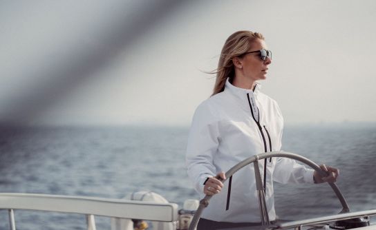 Performance Meets Precision: Henri-Lloyd’s Sailing Essentials for Women